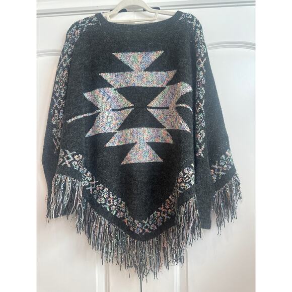 Southwestern Knitted Dark Gray with Pastel Aztec Tribal Design and Fringe Pancho - Picture 6 of 6